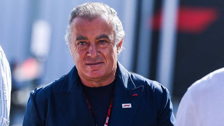 Ex-Ferrari-Pilot Jean Alesi äußerte Kritik an Lewis Hamiltons Verhalten im Qualifying von Monza.
