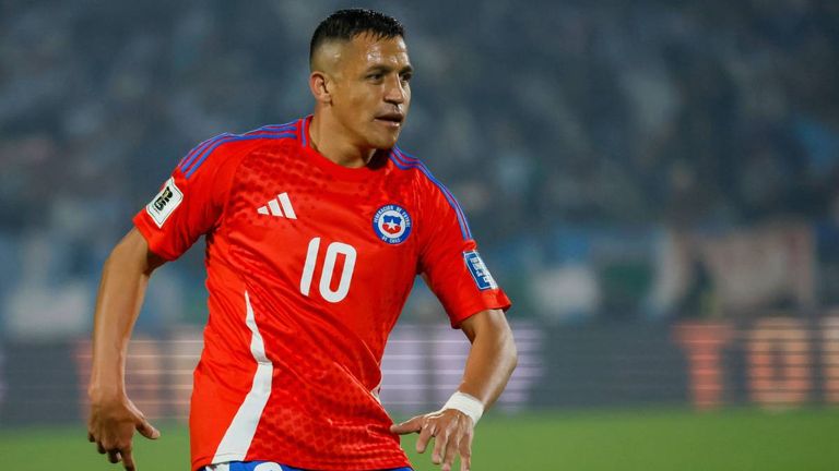 ALEXIS SANCHEZ ist von Udinese Calcio zum FC Sevilla gewechselt.