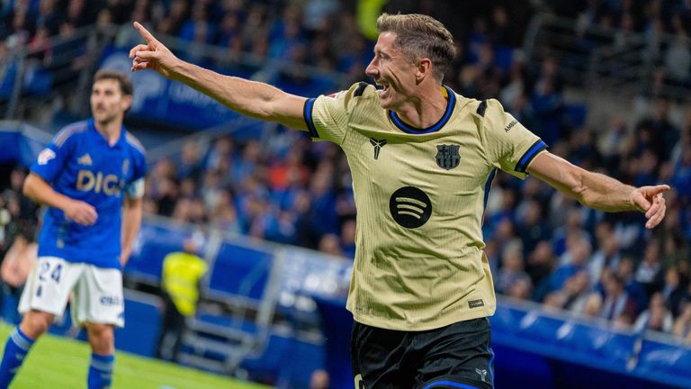 Robert Lewandowski trifft! Barcelona bleibt an Real Madrid dran.