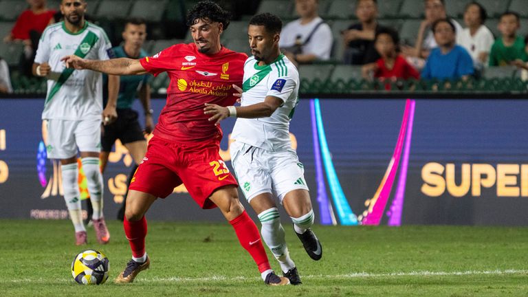 Cameron Puertas (l.) wechselt per Leihe von Al-Qadsiah zum SV Werder Bremen.