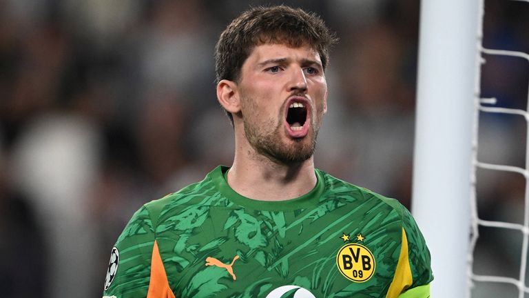BVB-Keeper Gregor Kobel zeigt sich nach dem 4:4 bei Juventus Turin zum Champions-League-Auftakt angefressen.