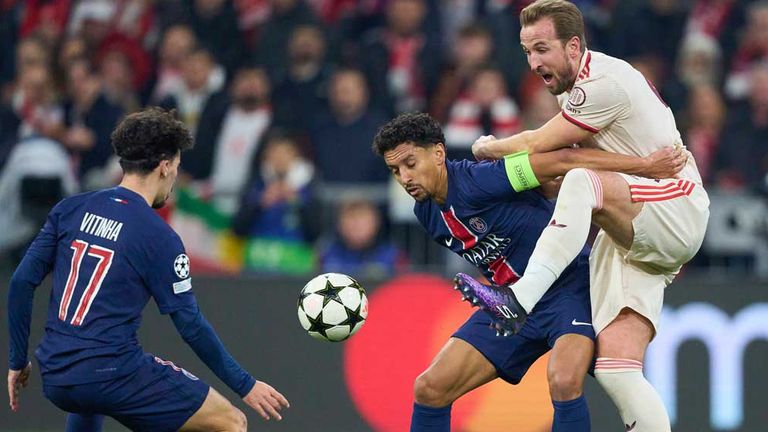 Harry Kane (r.) trifft mit dem FC Bayern in der Ligaphase der Champions League u.a. auf Titelverteidiger Paris Saint-Germain.