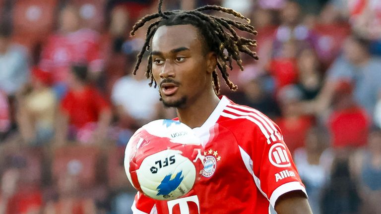 Bayern-Stürmer Jonah Kusi-Asare könnte noch verliehen werden.