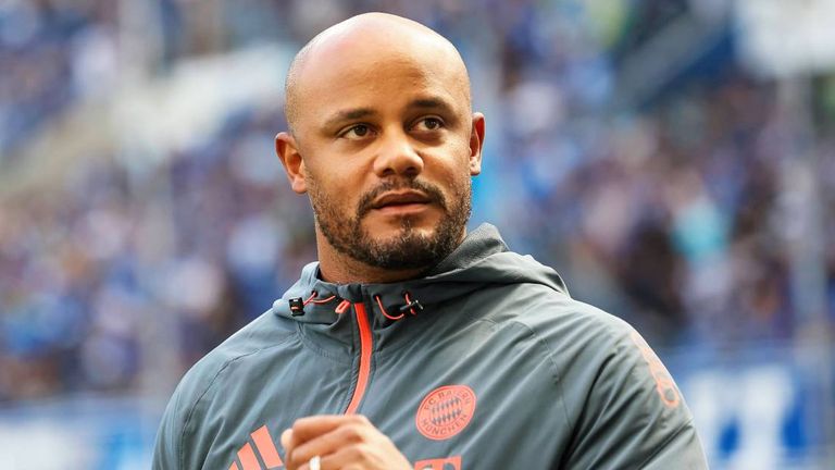 Bayern-Trainer Vincent Kompany hat ein Update zu Jonas Urbig und Minjae Kim gegeben. 