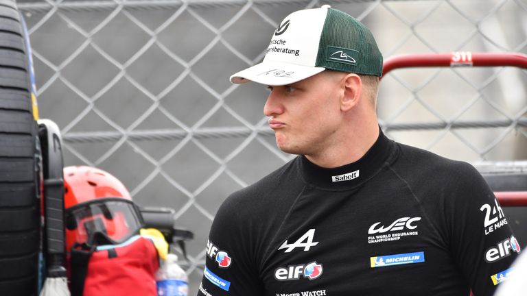 Verpokert er sich? Mick Schumacher hofft weiter auf einen Sitz in der Formel 1.