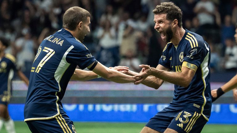 Thomas Müller erzielt an seinem Geburtstag einen Dreierpack.