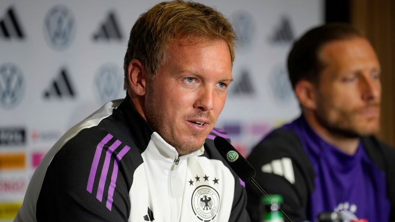 Bundestrainer Julian Nagelsmann wird bei einer Job-Frage deutlich.