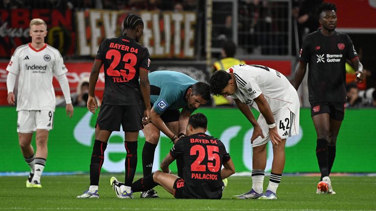 Exequiel Palacios fällt monatelang aus.