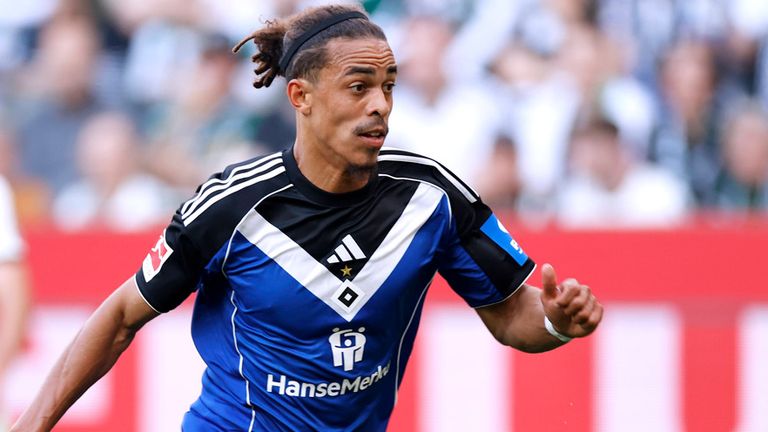 HSV-Kapitän Yussuf Poulsen gastiert am Samstagabend mit dem Aufsteiger beim FC Bayern.