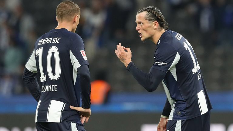 Fabian Reese (r.) und Hertha BSC dürfen zwischen dem 8. und 14. Spieltag in der 2. Bundesliga im Topspiel am Samstagabend ran.