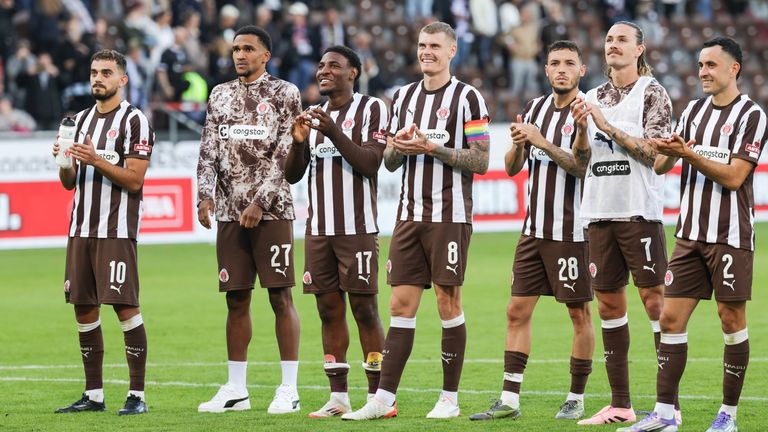 Sieben Punkte aus drei Spielen bedeutet Platz vier für St. Pauli - eine Ausbeute die sich sehen lassen kann. 