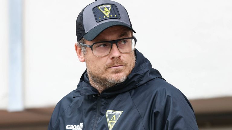 Benedetto Muzzicato ist nicht länger Trainer von Alemannia Aachen. 