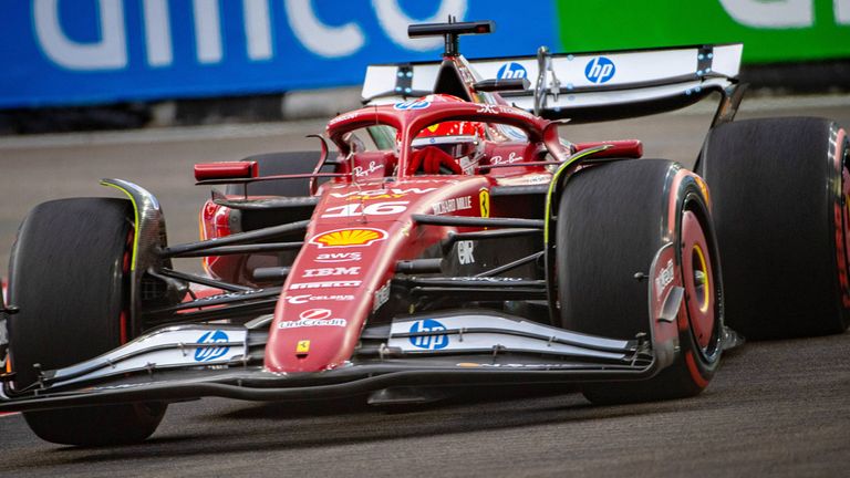 Charles Leclerc (Ferrari) in Singapur.