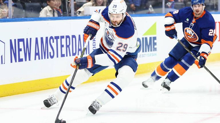 Leon Draisaitl legt mit seinen Oilers einen holprigen Start in die neue Saison hin. 
