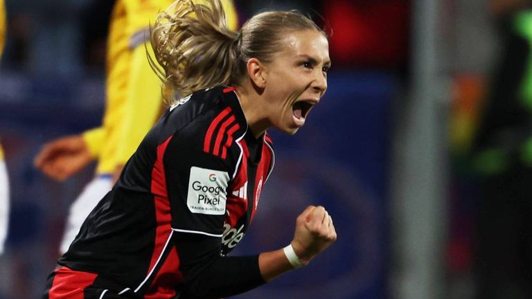 Elisa Senß erzielt gegen Jena einen Doppelpack. 