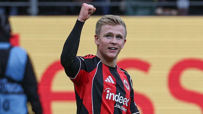 Frankfurt-Stürmer Jonathan Burkardt präsentiert sich aktuell in Topform.