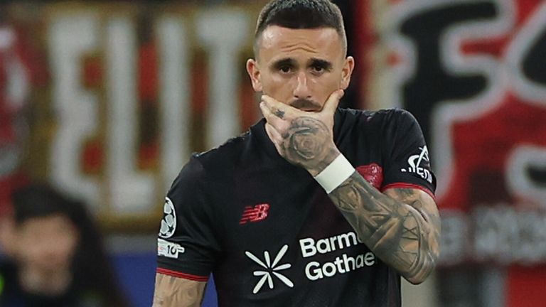  Aleix Garcia entschuldigt sich für das Debakel gegen PSG.