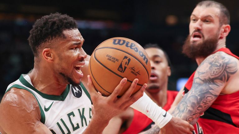 Giannis Antetokounmpo (l.) legte einen historischen Start in der NBA hin. Und der Power Forward ist nicht der einzige. 