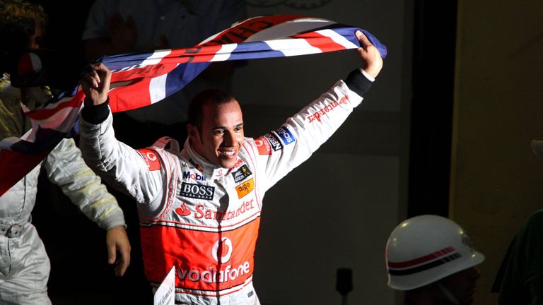 Interlagos 2008: Lewis Hamilton gewinnt seinen ersten und McLarens bisher letzten Fahrer-Titel. 