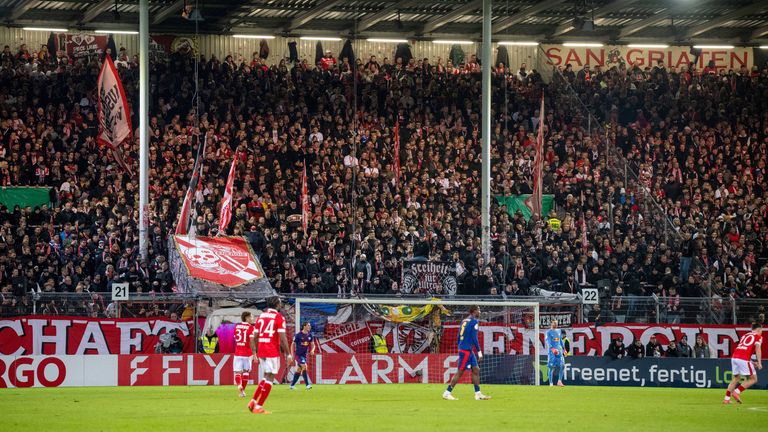 RB Leipzig trauert um einen Fan.
