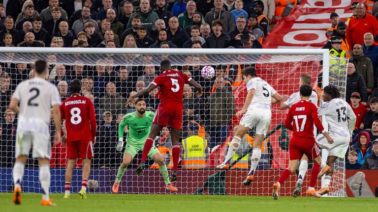 Harry Maguire erzielt das Siegtor für Manchester United gegen den FC Liverpool.