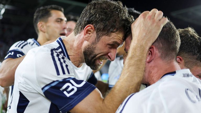 Thomas Müller (.l) war beim Sieg der Vancouver Whitecaps der Matchwinner in der Nachspielzeit. 