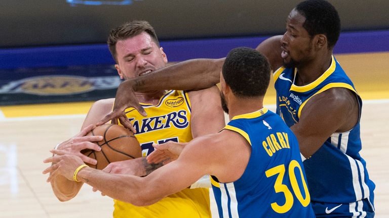 Die Los Angeles Lakers verpatzen den Auftakt in die neue NBA-Saison.