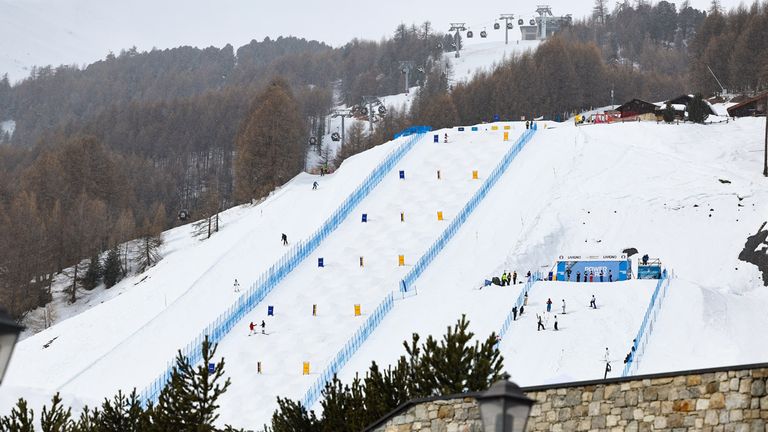 Livigno: Aerials & Moguls Park - Sportart: Ski Freestyle (Aerials und Moguls).