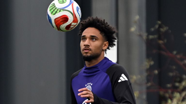 Kevin Schade flog nicht mit dem DFB-Team nach Nordirland. 