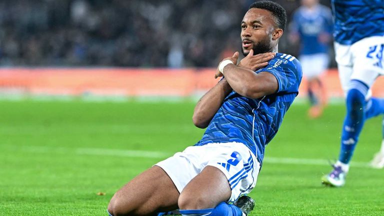 Moussa Sylla brachte den FC Schalke 04 in Hannover mit einem Doppelpack früh auf die Siegerstraße.