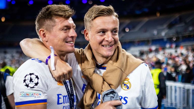 Toni und Felix Kroos werden zukünftig wohl auch mal im Newcastle-Trikot zu sehen sein.