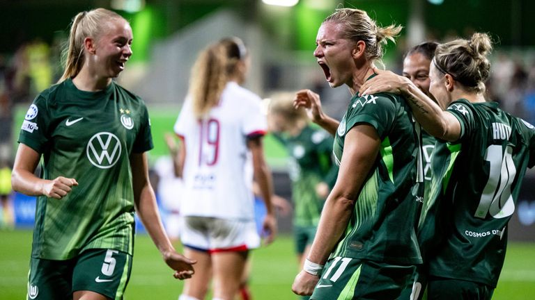 Die Wolfsburg-Frauen bezwingen PSG in der Champions League deutlich.