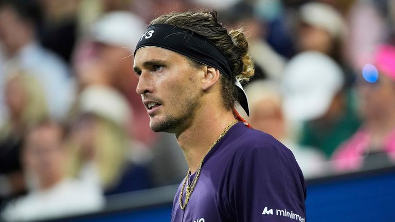 Alexander Zverev hat sich zur Kritik von Boris Becker geäußert.