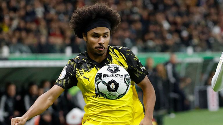 Karim Adeyemi steht seit Sommer 2022 bei Borussia Dortmund unter Vertrag.