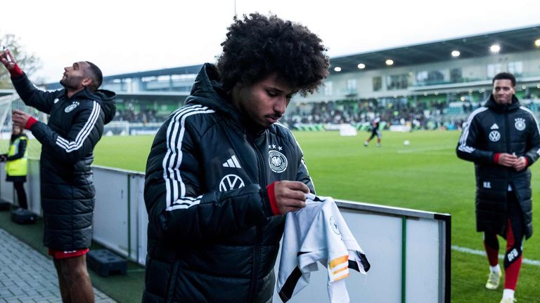 Karim Adeyemi muss vor dem Spiel gegen die Slowakei mit keiner Maßnahme durch den Bundestrainer rechnen.