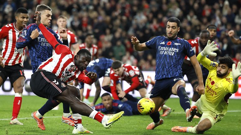 Sunderland erkämpft sich im PL-Spitzenspiel einen Punkt gegen Arsenal.