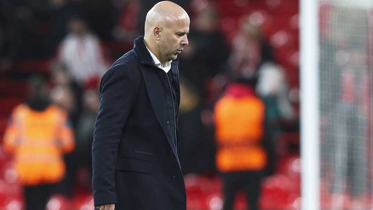 Arne Slot kassierte mit Liverpool die neunte Niederlage in den letzten zwölf Spielen.
