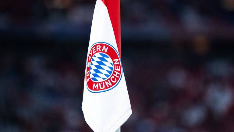 Der FC Bayern geht gegen eine  kurzfristig angesetzten Polizeimaßnahme vor.