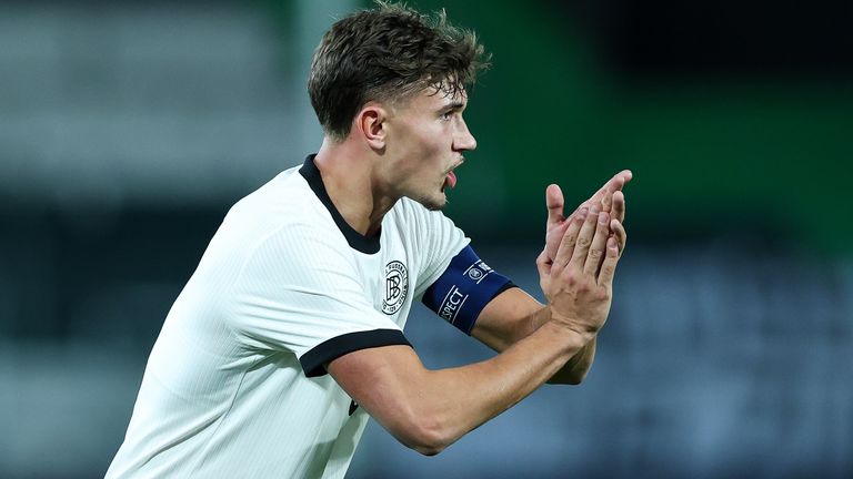 Tom Bischof macht eine deutliche Bayern-Ansage.