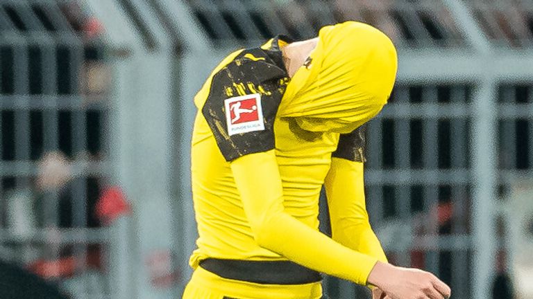 Der BVB verspielt einen sicher geglaubten Sieg gegen den VfB Stuttgart. 