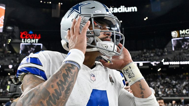 Die Dallas Cowboys feiern einen emotionalen Sieg.
