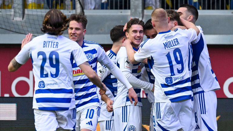 Der MSV Duisburg ist wieder Tabellenführer.