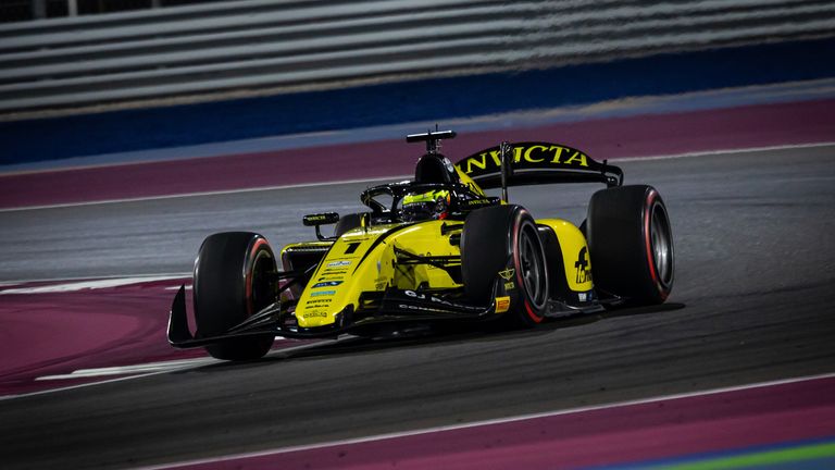 Leonardo Fornaroli unter dem Flutlicht von Katar.