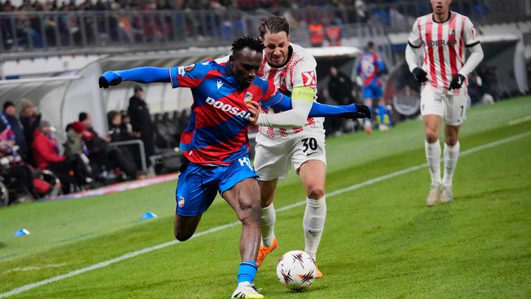 Der SC Freiburg kommt in Pilsen nicht über ein Unentschieden hinaus.