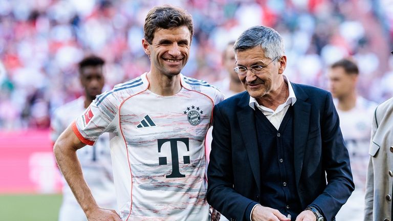Wird Thomas Müller (l.) irgendwann mal Bayern-Präsident?