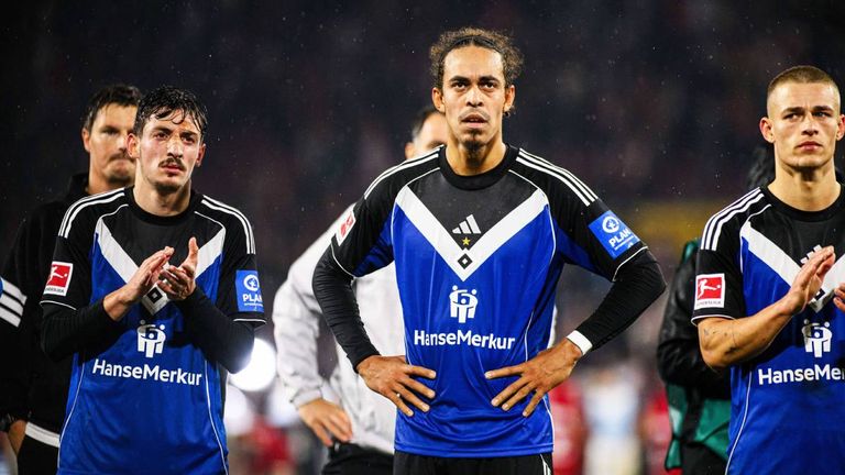 Der Frust beim HSV sitzt nach der Pleite im Aufsteiger-Duell tief. 