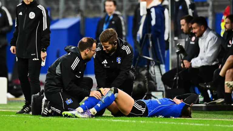 HSV-Stürmerin Viktoria Schwalm fällt lange aus. 