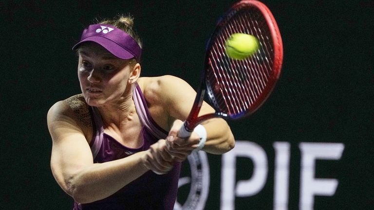 Jelana Rybakina gewinnt die WTA Finals gegen Aryna Sabalenka.