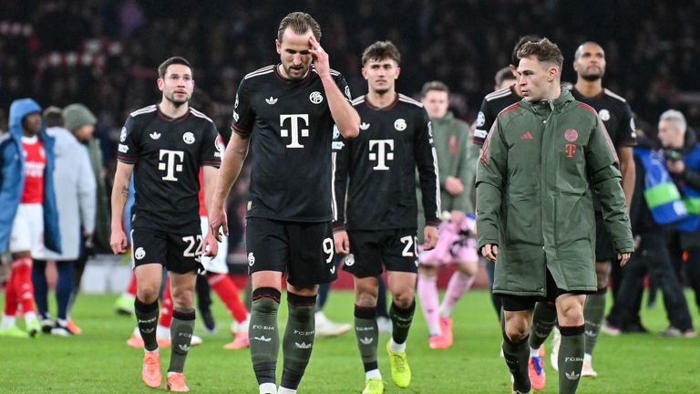 Enttäuschung bei Harry Kane (Links) und Joshua Kimmich (Rechts) nach der Niederlage gegen Arsenal. Nächster Gegner ist am 09.12. Sporting