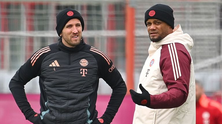 Harry Kane (l.) und Vincent Kompany (r.) testen in der Wintervorbereitung gegen den FC Red Bull Salzburg.